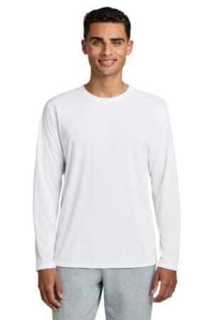 42400 gildan performance long sleeve t-shirt