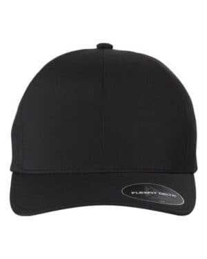 BLACK Flexfit 180 delta seamless cap