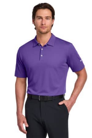 Custom embroidered polo shirts - Corporate Casuals