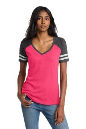HEATHERED WATERMELON/ HEATHERED CHARCOAL DM476 district women's game v-neck tee