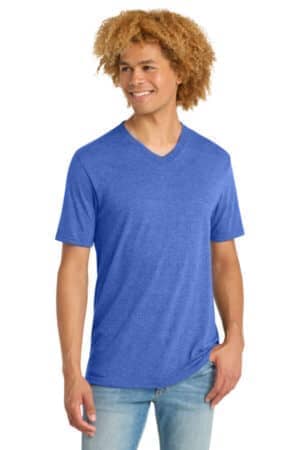 ROYAL FROST DT1350 district perfect tri v-neck tee