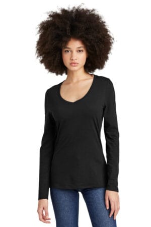 BLACK DT135 district women's perfect tri long sleeve v-neck tee