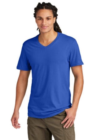 DT6500 district very important tee v-neck