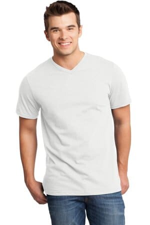 WHITE DT6500 district very important tee v-neck