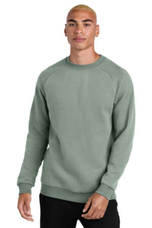 DT7804 district cloud fleece crew