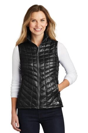 NF0A3LHL the north face ladies thermoball trekker vest