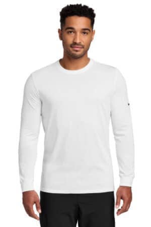 WHITE WHITE NKBQ5230 nike dri-fit cotton/poly long sleeve tee