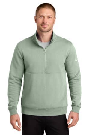 JADE HORIZON JADE HORIZON NKDX6718 nike club fleece sleeve swoosh 1/2-zip