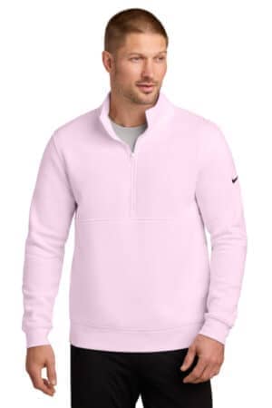 PINK FOAM NKDX6718 nike club fleece sleeve swoosh 1/2-zip
