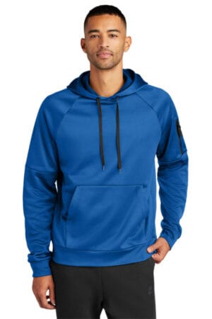 GAME ROYAL NKFD9735 nike therma-fit pocket pullover fleece hoodie