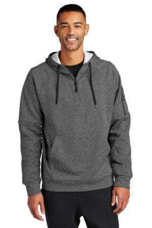 CHARCOAL HEATHER NKFD9742 nike therma-fit pocket 1/4-zip fleece hoodie