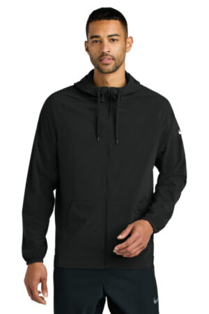 NKFQ4761 nike pro hooded jacket