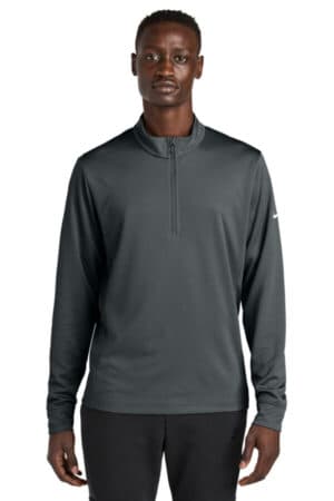 ANTHRACITE NKHM8036 nike essential 1/2-zip cover-up