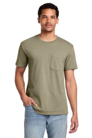 WALNUT PC099P port & co beach wash garment-dyed pocket tee