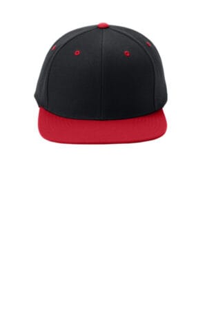 BLACK/ TRUE RED STC19 sport-tek yp classics flat bill snapback cap