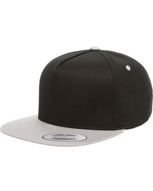 BLACK/ SILVER Yupoong Y6007 adult 5-panel cotton twill snapback cap