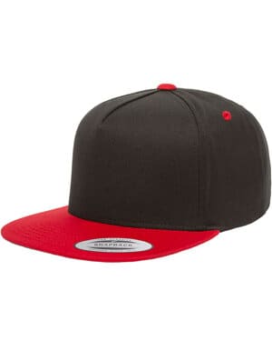 BLACK/ RED Yupoong Y6007 adult 5-panel cotton twill snapback cap