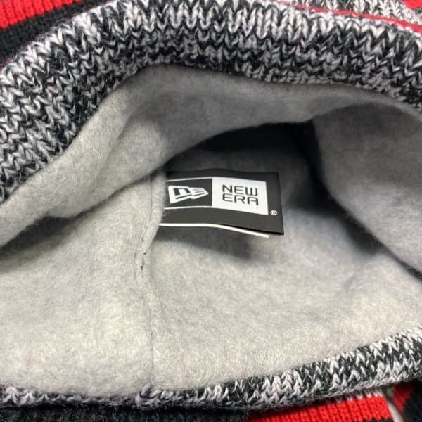 Sample - New Era Sideline Fleece Lined Pom Pom Beanie - Black Graphite